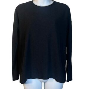 Beyond Yoga Gray Long Sleeve T with tie back size XS